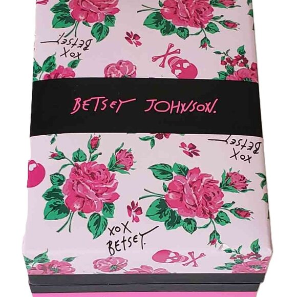 Betsey Johnson Wristwatch Watch Red Tartan Plaid Band Women\'s BJW151 main image 2